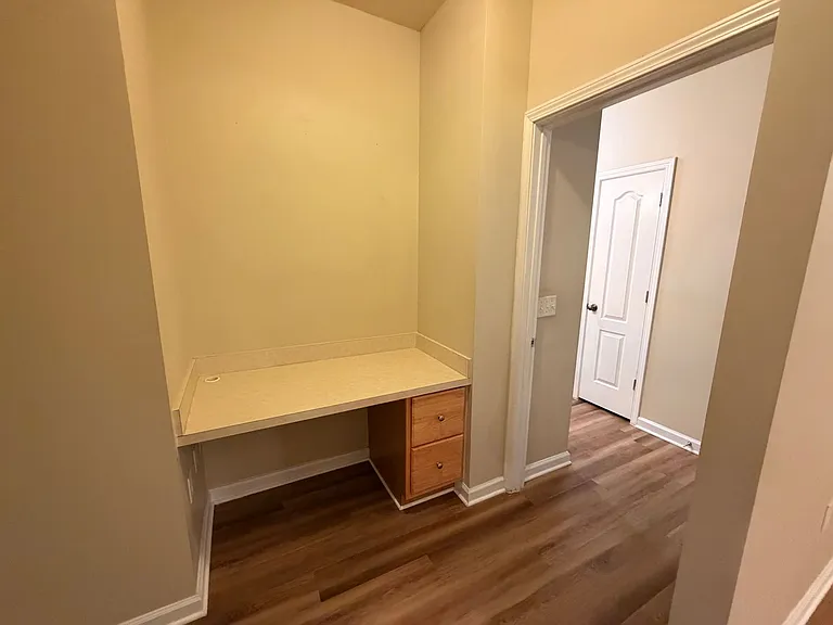 3750 Silver Bluff Blvd #406 — Photo 4