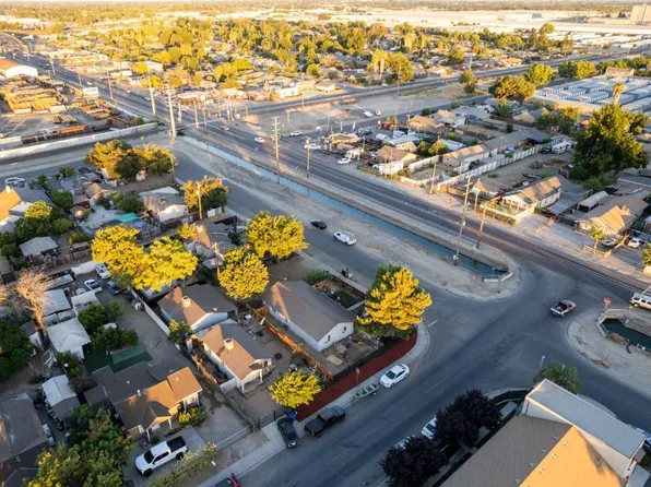 1334 Boulder Ave, Modesto, CA 95351