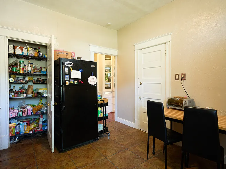 6145 Pershing Ave #1 — Photo 6