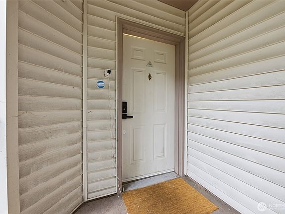 2nd image of 15340 Macadam Road S #B206