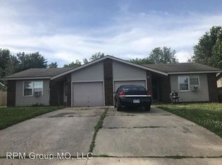 2960 W Roxbury St APT B, Springfield, MO 65807