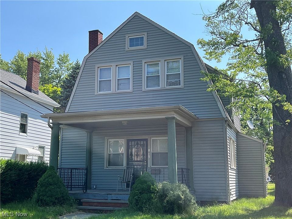 1st image of 1097 E 176th St