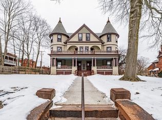 1137 Dwight St #C, Holyoke, MA 01040