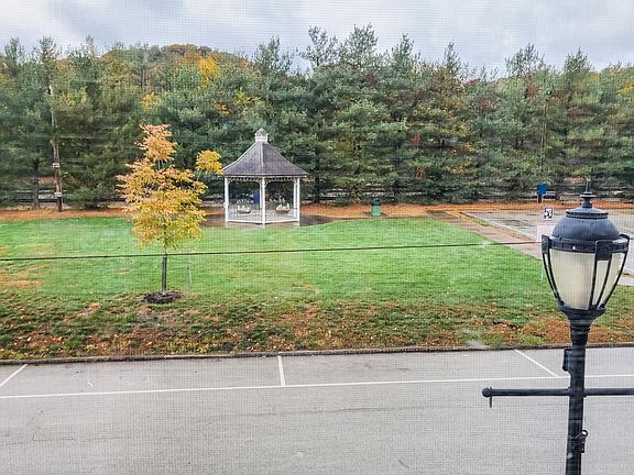 Front View - Railroad Park