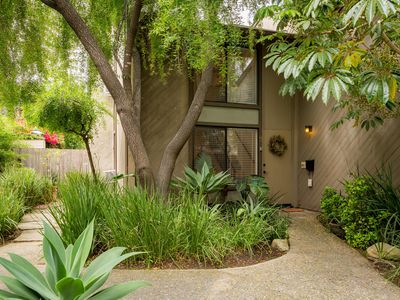 1222 Carpinteria St APT B, Santa Barbara, CA, 93103