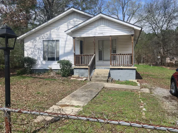 2809 Cambron St, Gadsden, AL 35904