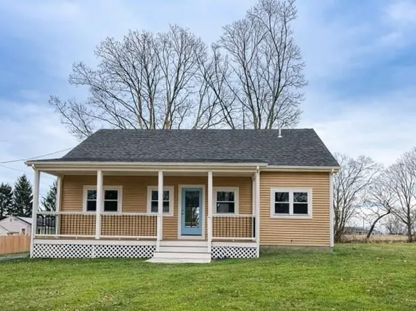 125 Homestead Ave, Portsmouth, RI 02872