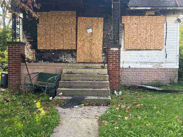 2345 Buena Vis, Detroit, MI 48238