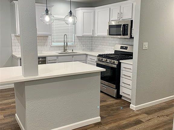 4th image of 5025 Jerri Ln