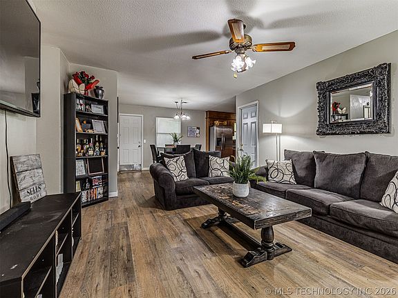 3rd image of 15505 291st Ave