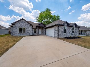 301 E Jefferson St, Palmer, TX 75152