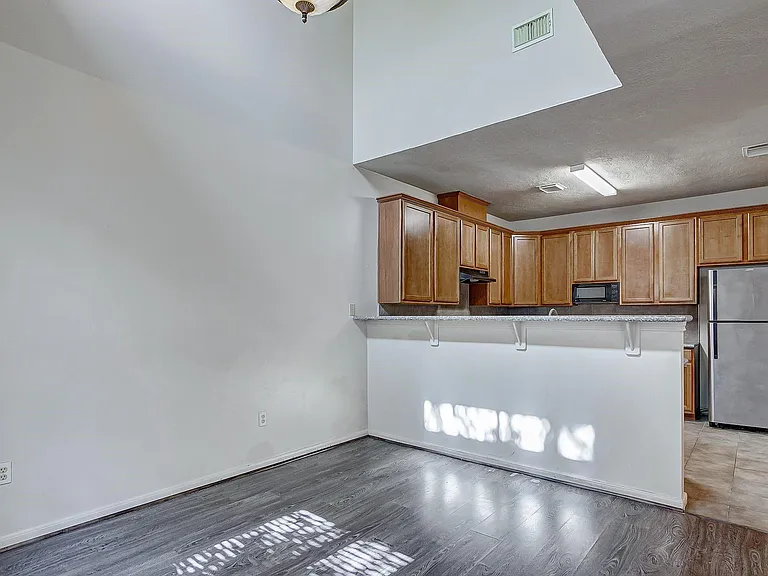 3742 E Ashford Villa Ln — Photo 12