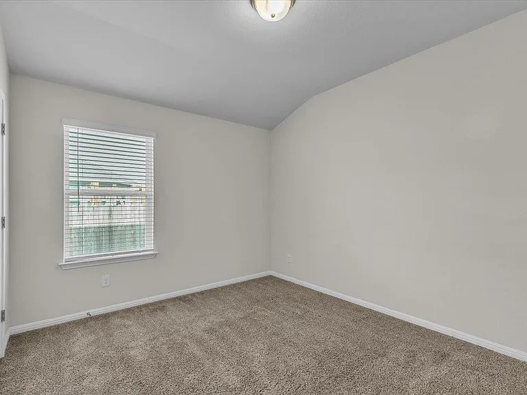 405 Grasslands Trl — Photo 11