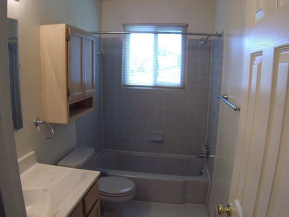 Spacious, updated hall bath
