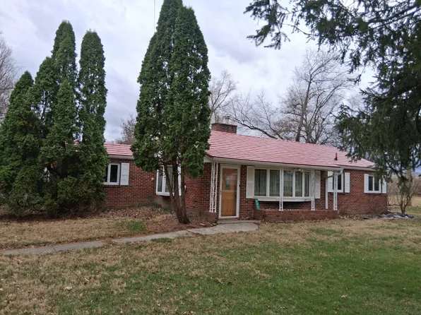 801 Barks Rd E, Marion, OH 43302