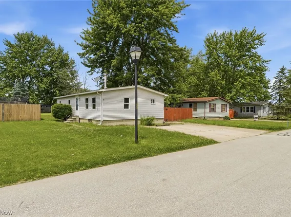 490 Arabian Ct, Lagrange, OH 44050