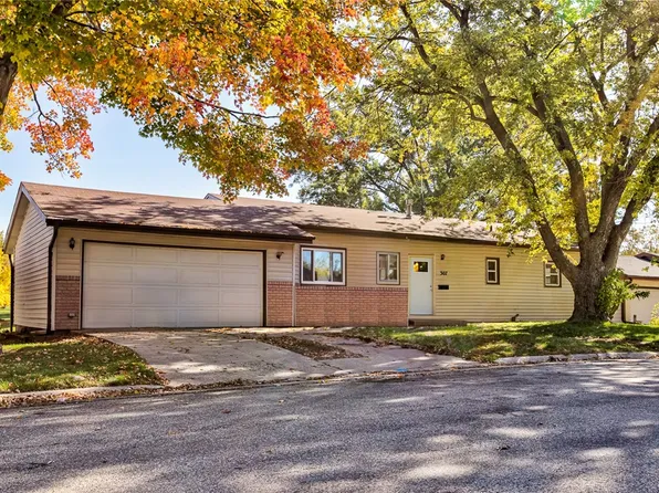 307 K St, Baxter, IA 50028