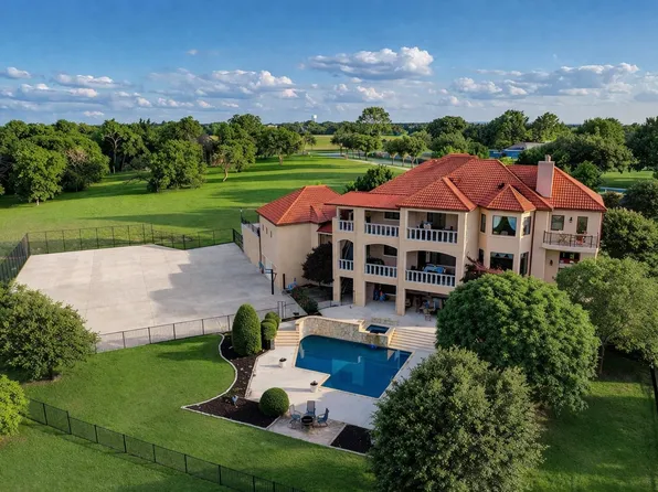 323 Kings Ct, Forney, TX 75126