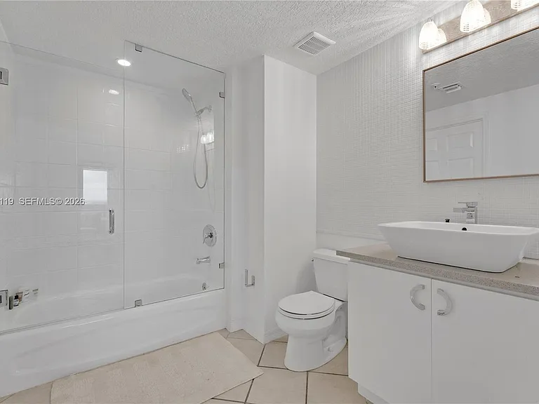 3500 Coral Way #Penthouse 10 — Photo 10