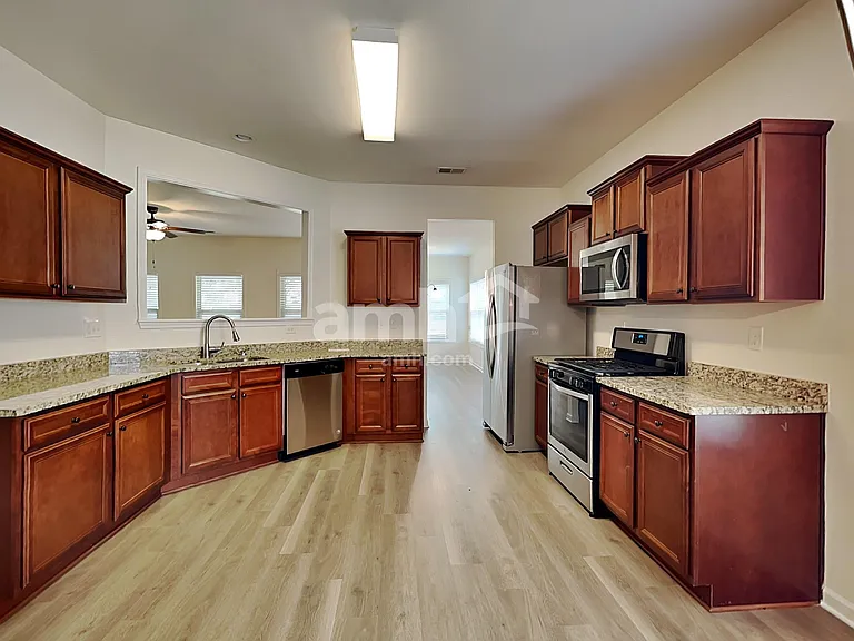 3857 Cameron Trl SE — Photo 3
