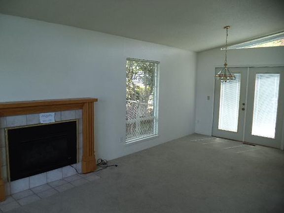 3rd image of 6814 N 18th St