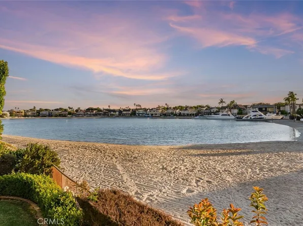 16751 Coral Cay Ln, Huntington Beach, CA 92649