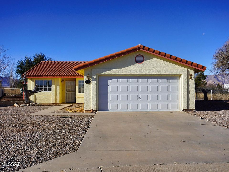 1st image of 467 N Ironwood Cir
