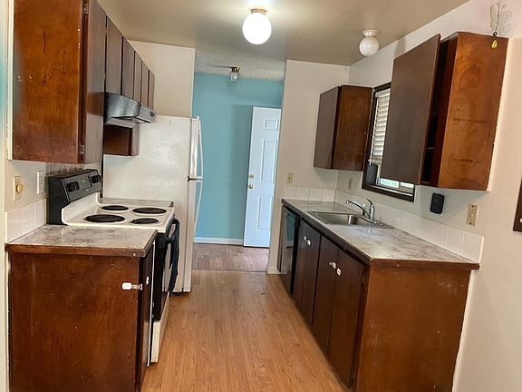 Another view of the kitchen