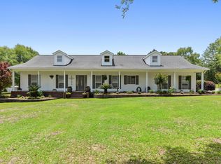 251 Burgundy Dr, Lucedale, MS 39452
