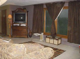 4923 SE Stanley Rd, Tecumseh, KS 66542