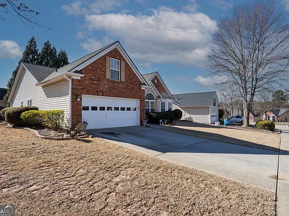 3rd image of 306 Reliance Way