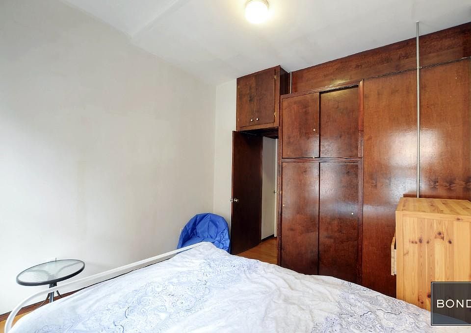 2nd image of 235 W 18th St APT 4FE
