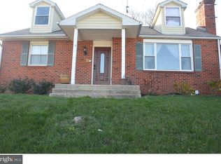 14 Mark Dr, New Castle, DE 19720