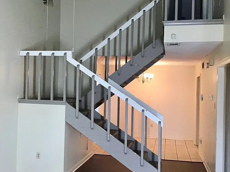 8220A Governor Dr — Photo 2