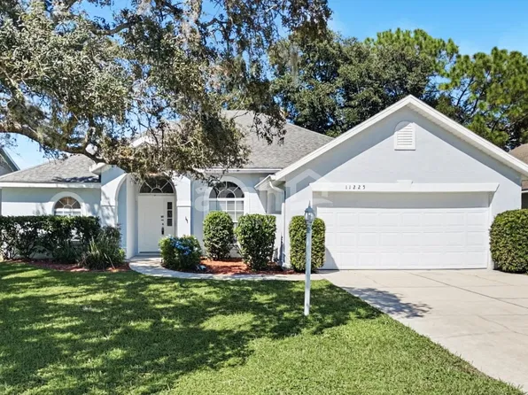11225 Fountain Lake Blvd, Leesburg, FL 34788