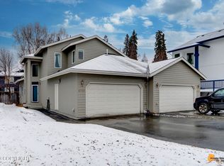 6727 Snow Goose Cir, Anchorage, AK 99502