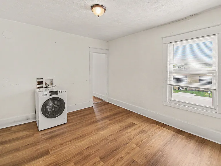 29 Coldbrook St NE #2 — Photo 9