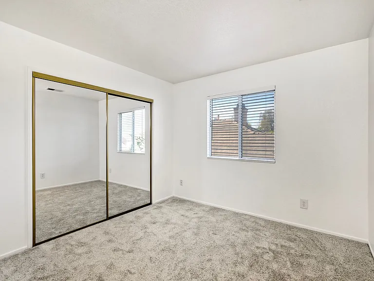 504 Peach Way #1 — Photo 22