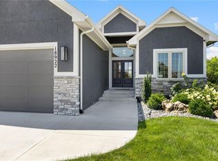 18922 Weaver St, Spring Hill, KS 66083