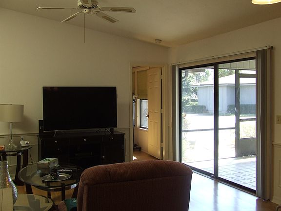 4th image of 651 N Centre Ct SW Unit 12-D