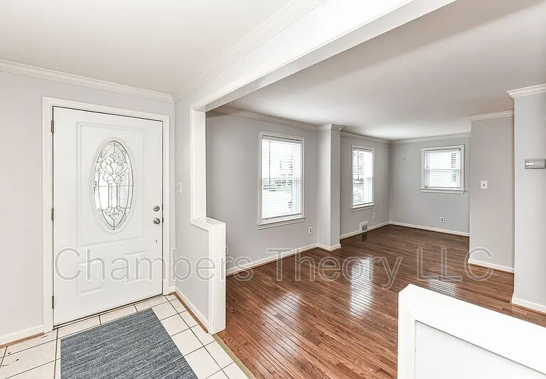 1128 N Kentucky St — Photo 5