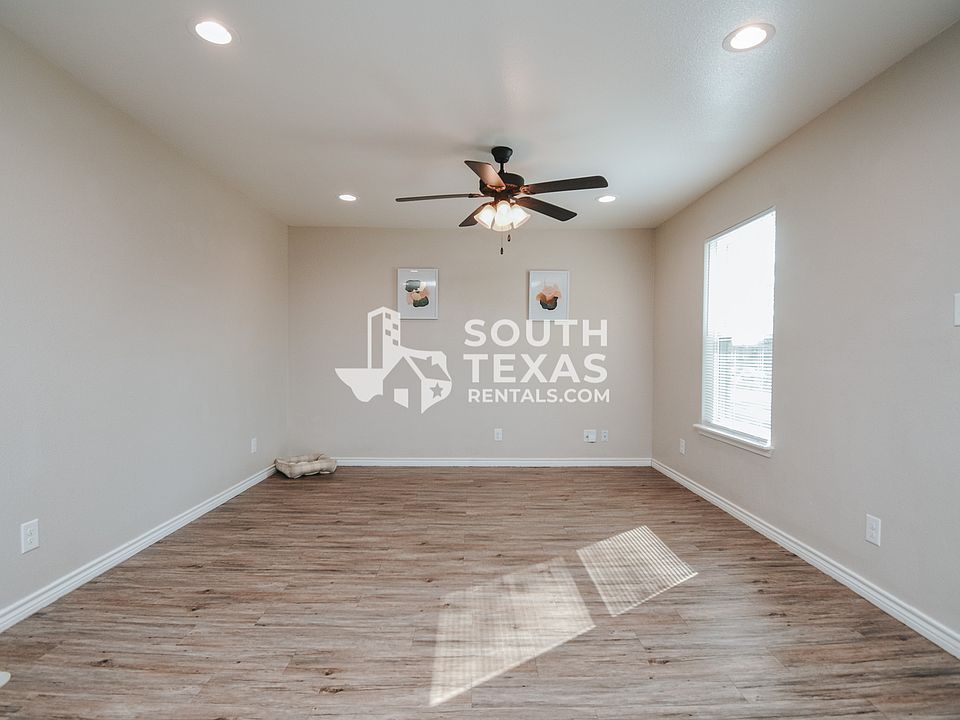 1st image of 807 Simpson Rd APT D