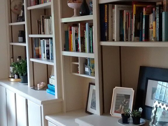 bookshelf