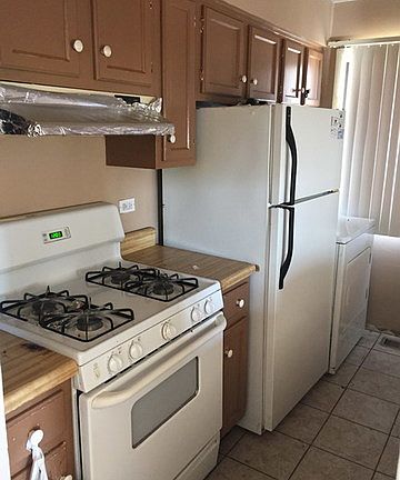 4th image of 29W553 N Winchester Cir S #4