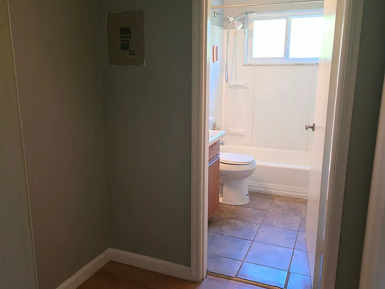 904 Mohawk Trl — Photo 6