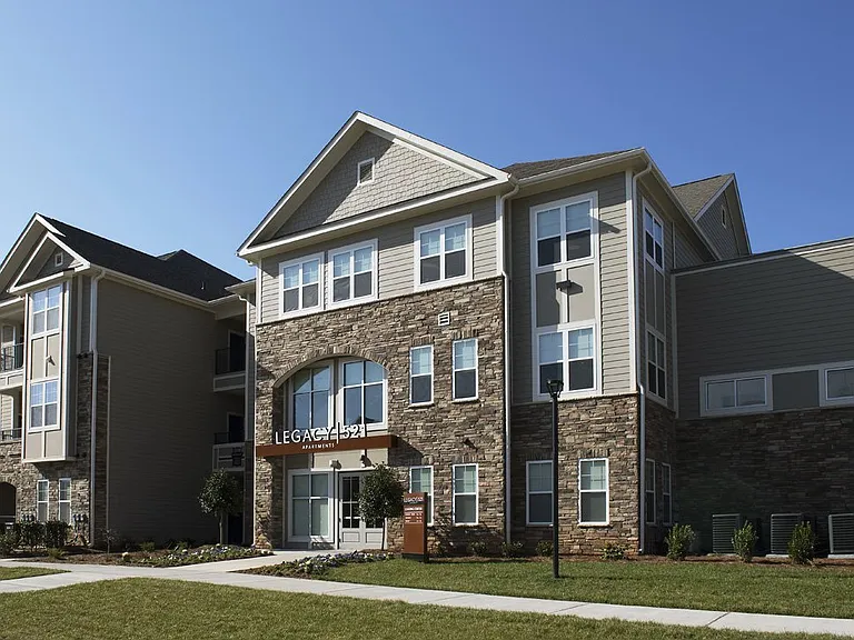 Legacy 521 Apartments — Photo 36