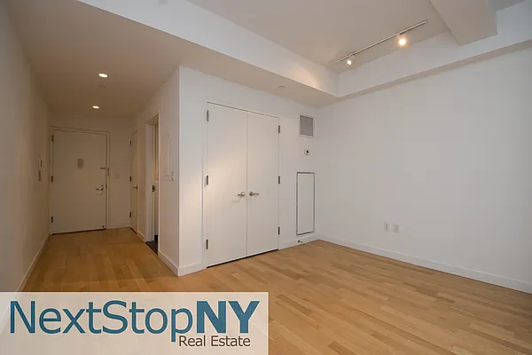 Rented by NextStopNY | media 44