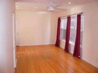 2016 N Spaulding Ave APT 2E, Chicago, IL 60647