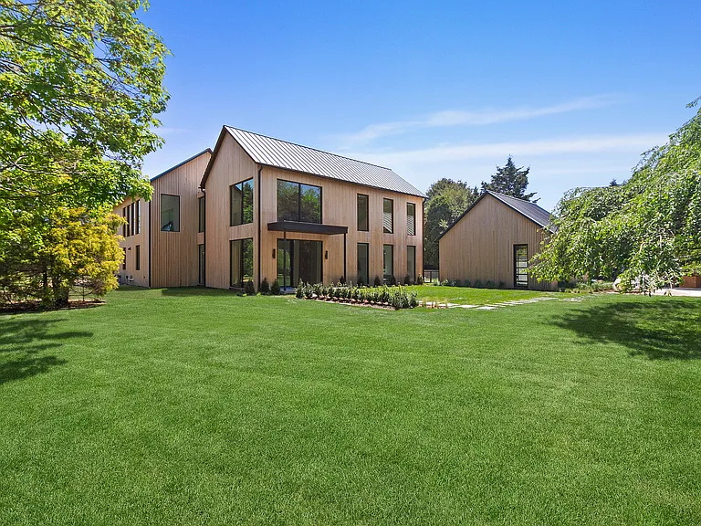 34 Fieldview Ln — Photo 2
