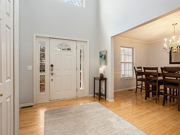 5th image of 6434 Stillwater Dr
